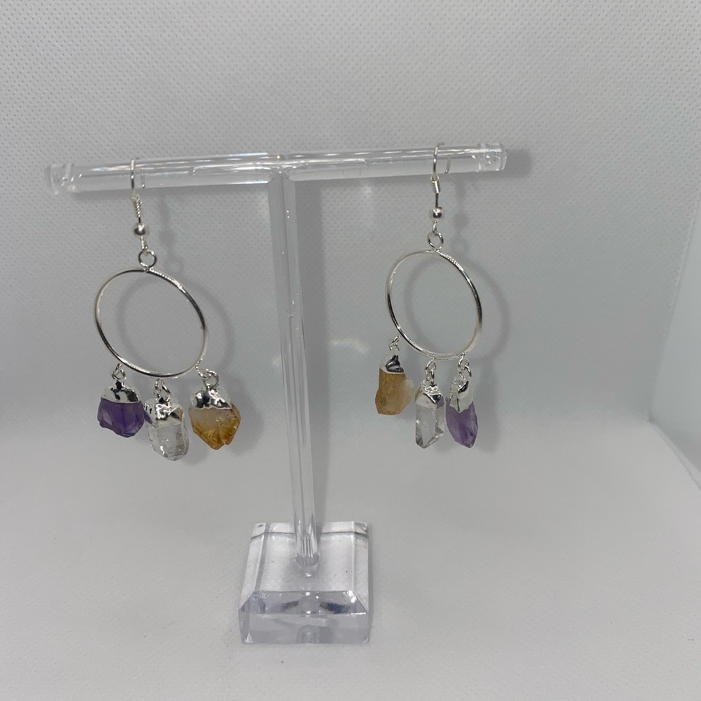 Crystal clear quartz and amethyst earrings